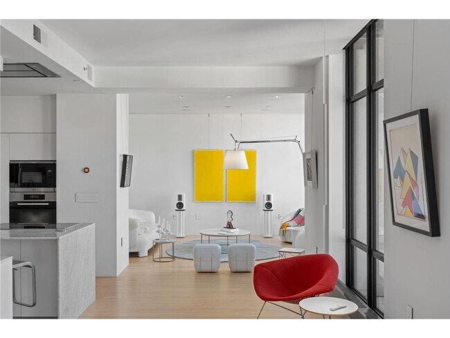 Building Photo - 201 S 11th St