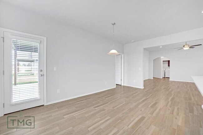 Building Photo - Move In Specials! Lincoln: Your New Home in Owasso with Modern Elegance