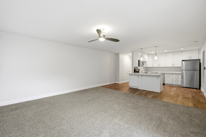 Building Photo - 172 W Clinton Ave