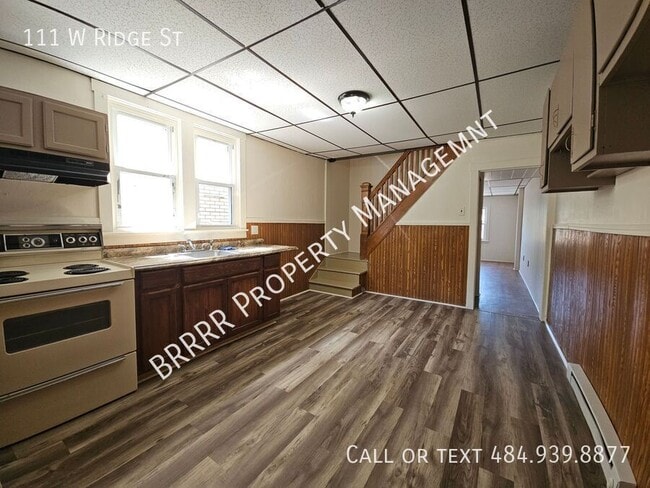 Building Photo - 111 W Ridge St