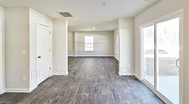 Building Photo - 1118 Stella Ct