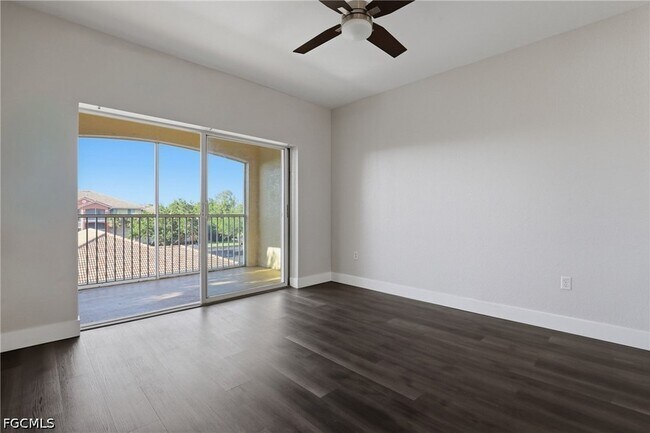 Building Photo - 6321 Aragon Way