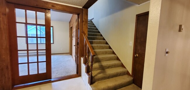 Building Photo - Fantastic Sylvan Setting off Ballinger Lake Forest Park