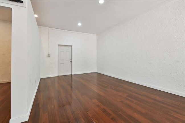 Building Photo - 1925 52nd St S