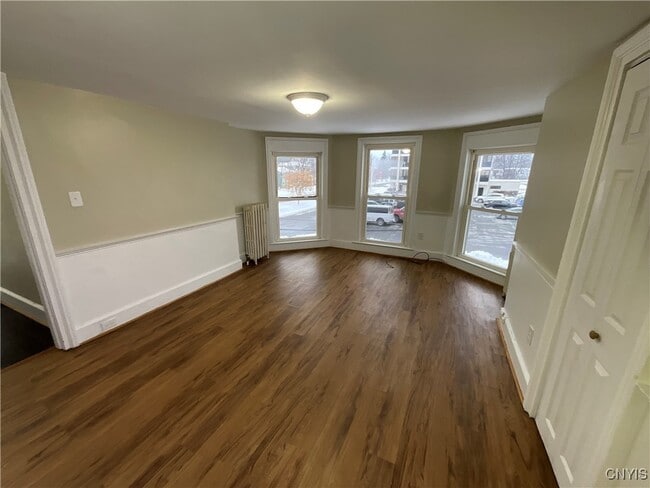 Building Photo - 127 Winslow St