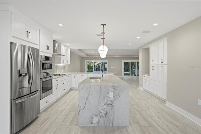 Building Photo - 845 Snell Isle Blvd NE