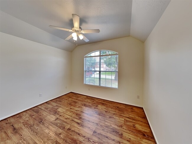 Building Photo - 11919 Lois Ln Dr