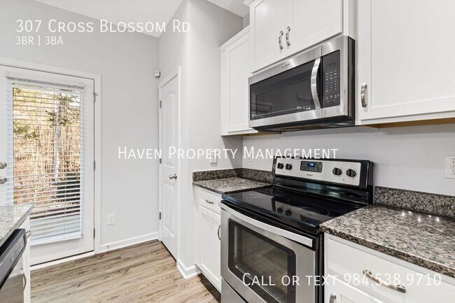 Building Photo - 307 Cross Blossom Rd