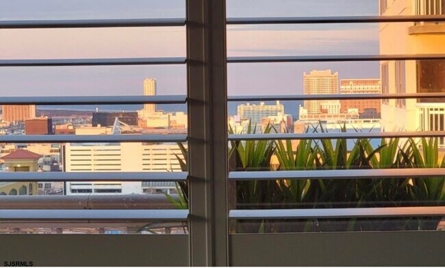 Building Photo - 3101 Boardwalk