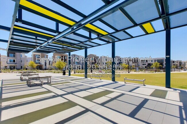 Building Photo - 1810 Ascella Dr