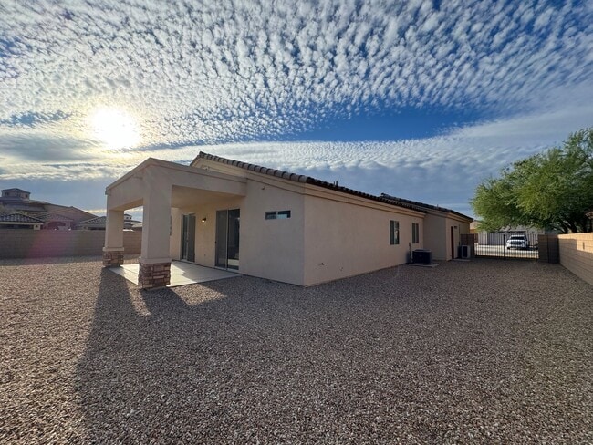 Building Photo - Beautiful Mohave Valley home in El Rio