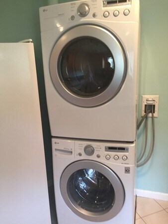 Building Photo - 9 Reservoir Rd