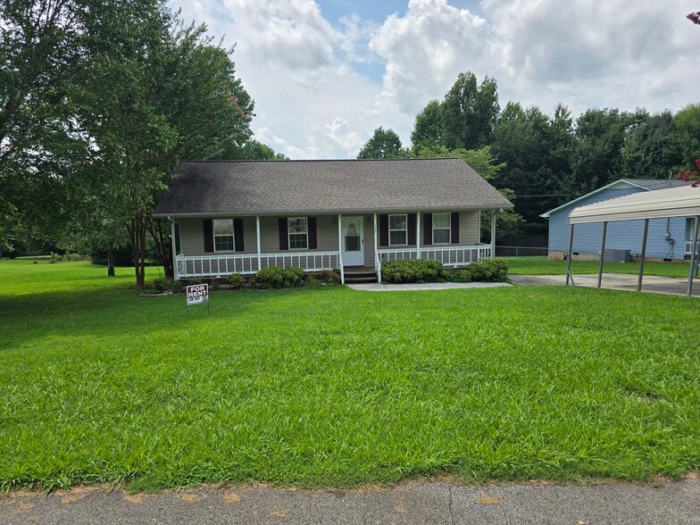 Primary Photo - 124 County Road 451