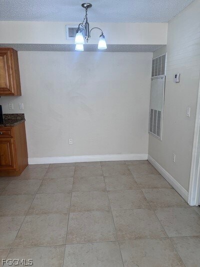 Building Photo - 12571 Equestrian Cir