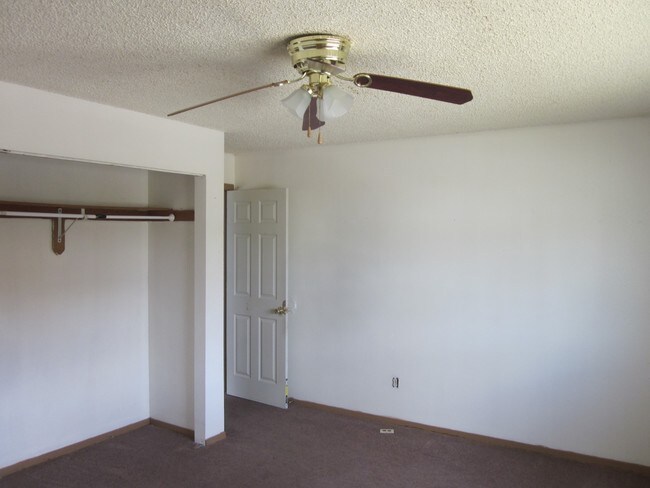 Bedroom - 12 Plex