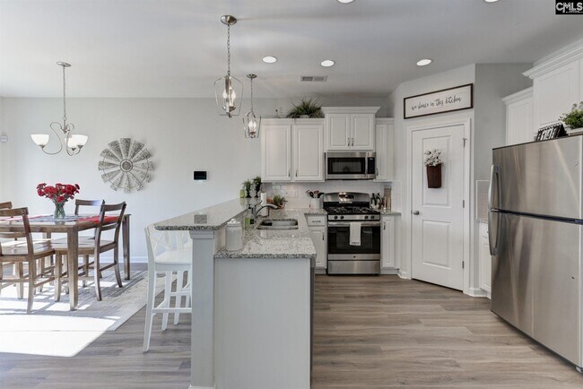 Building Photo - 288 Liberty Ridge Dr
