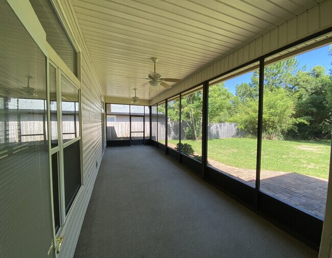 Building Photo - 9533 Maidstone Mill Dr W