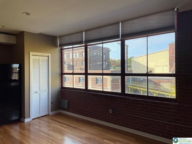 Building Photo - 11 W 2nd St