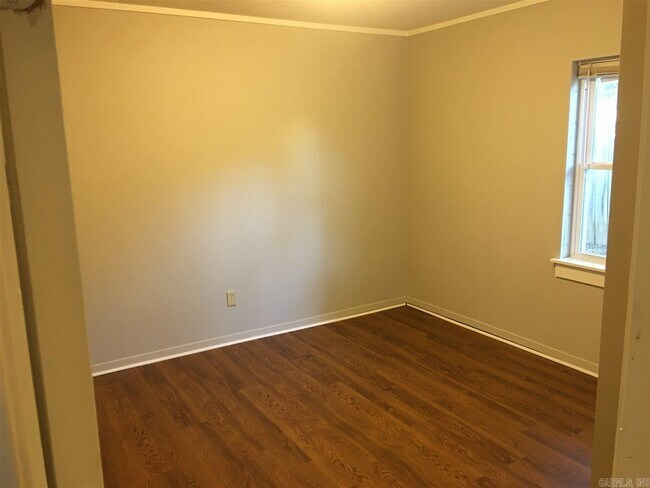 Building Photo - 9 Pinetree Apartment Rd