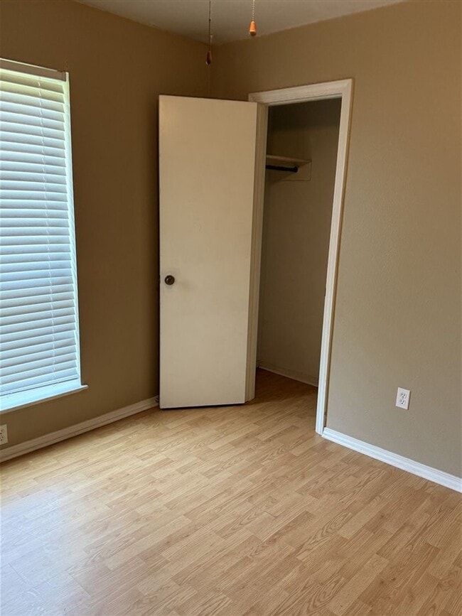 Building Photo - Beautiful 3 bedroom 2 bath home for lease ...