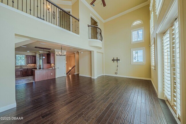Building Photo - 5090 Riverside Dr