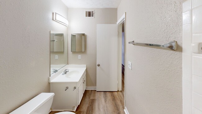 Interior Photo - Park Creek Apartments