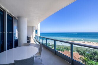 Building Photo - 5959 Collins Ave