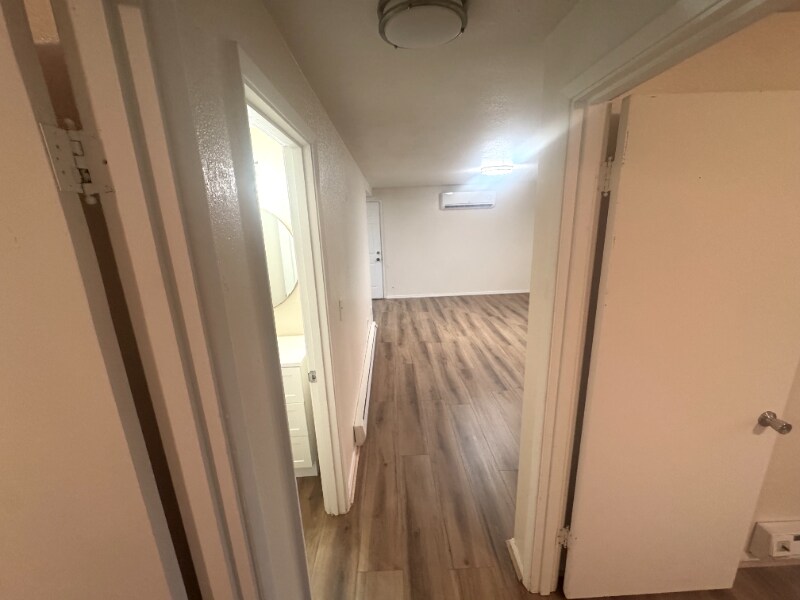 Building Photo - 1119 S Alderwood Dr