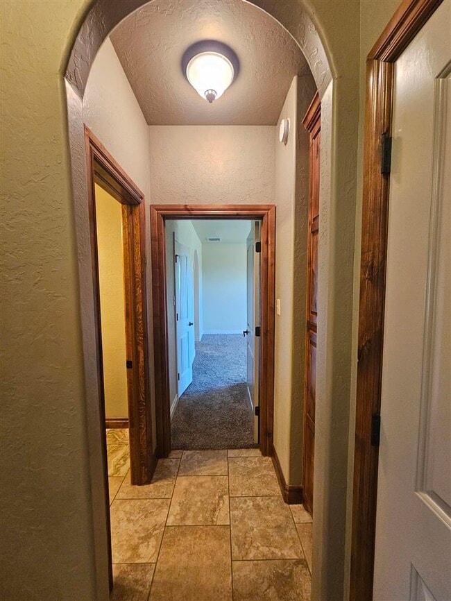 Building Photo - 1299 SW Deyo Landing Loop