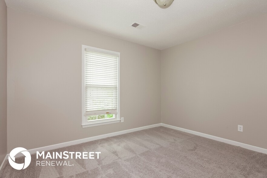Building Photo - 9020 Louvaine Dr