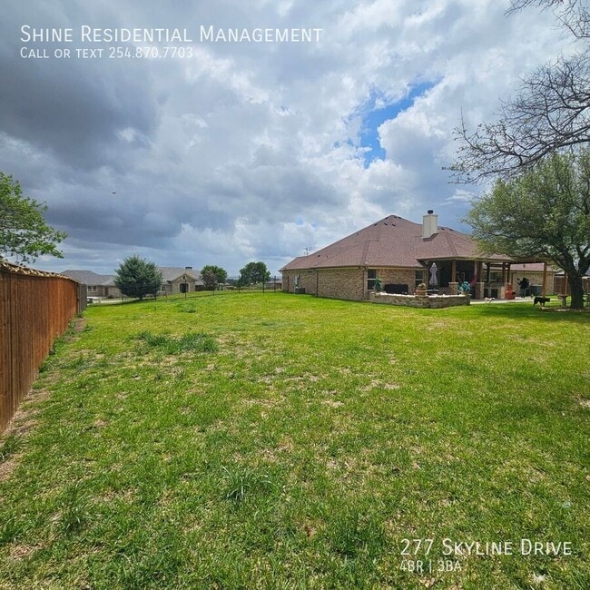 Building Photo - 277 Skyline Dr