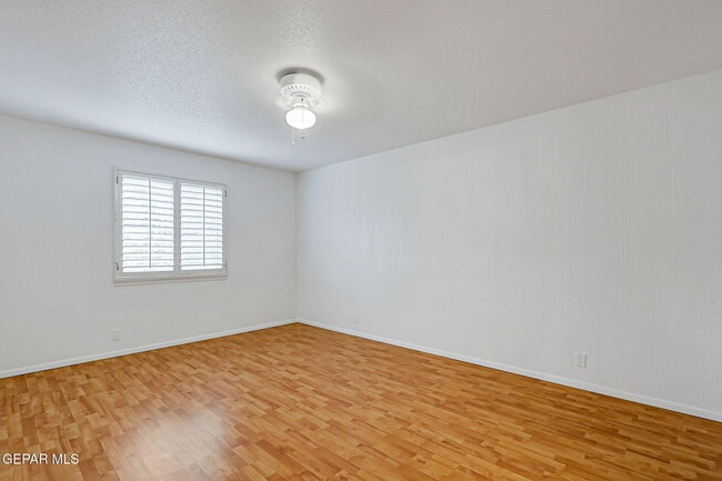 Building Photo - 252 Shadow Mountain Dr