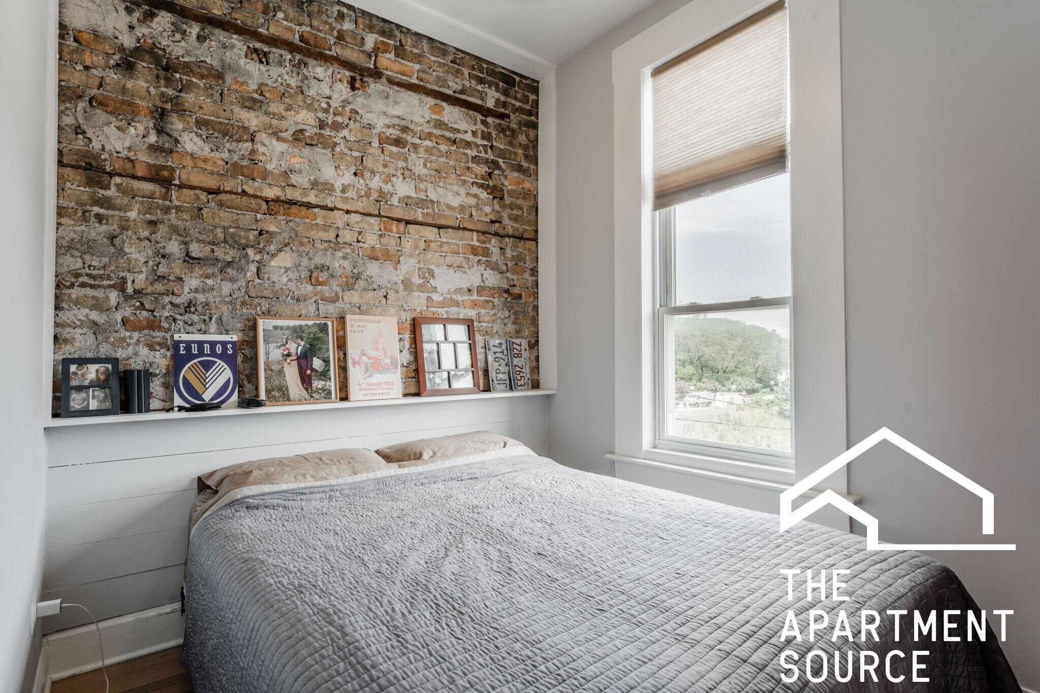 Building Photo - 731 W Ohio St