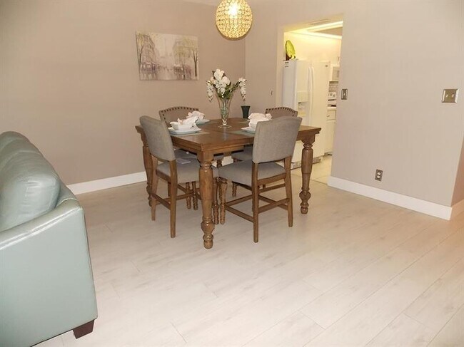 Building Photo - 1701 Andros Isle