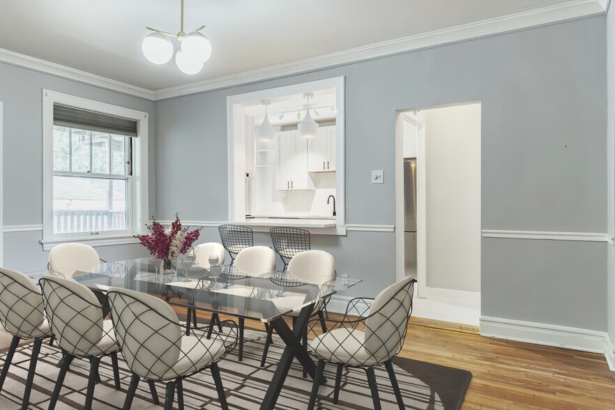 Building Photo - 7244 Forsyth Blvd