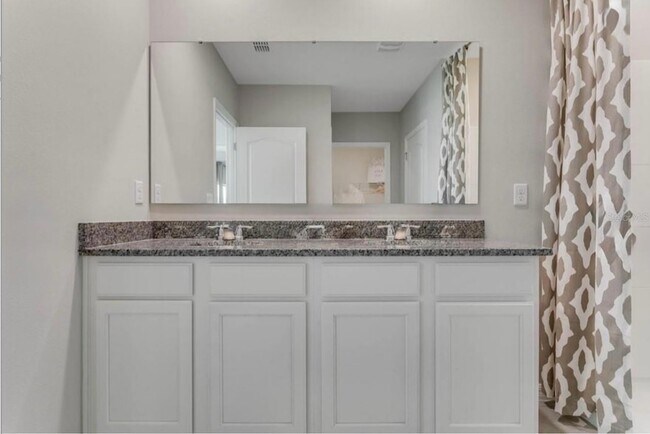 Building Photo - 11148 Amber Ridge Dr