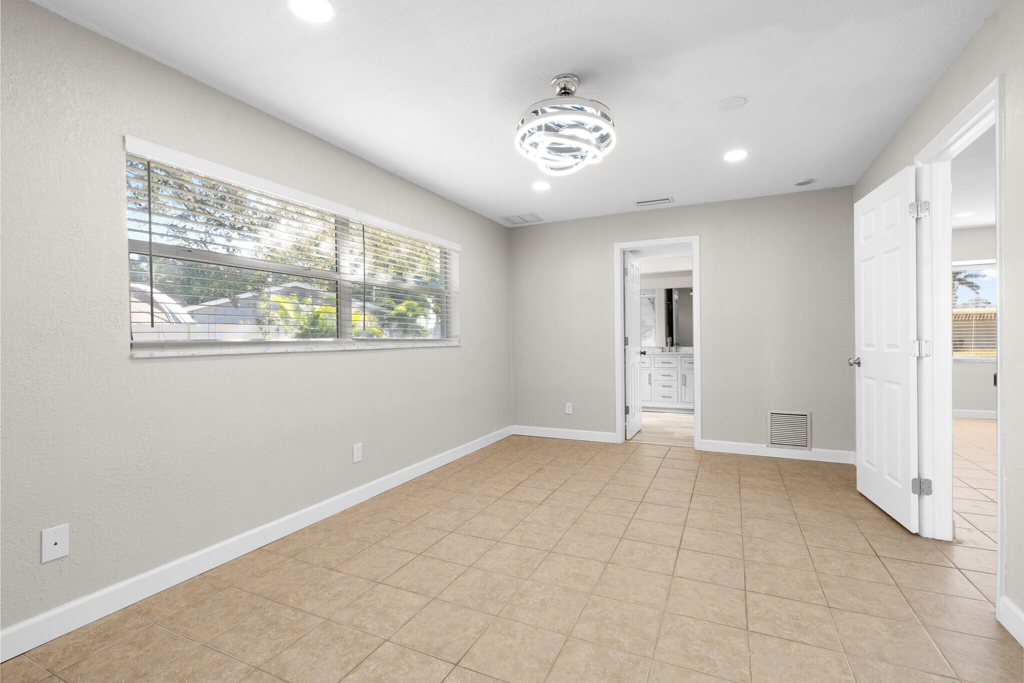 Building Photo - 9318 1st St N