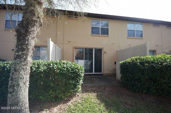 Building Photo - 3550 Hartsfield Forest Cir