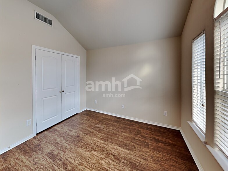 Building Photo - 1228 Rosedale Springs Ln