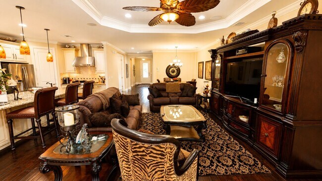 Building Photo - 2519 Vaccaro Dr