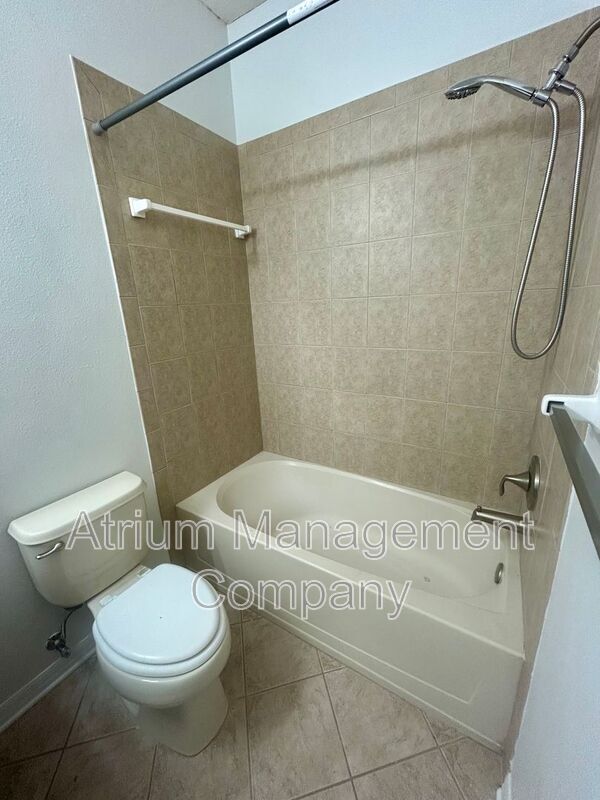 Building Photo - 12805 Avelar Manor Pl