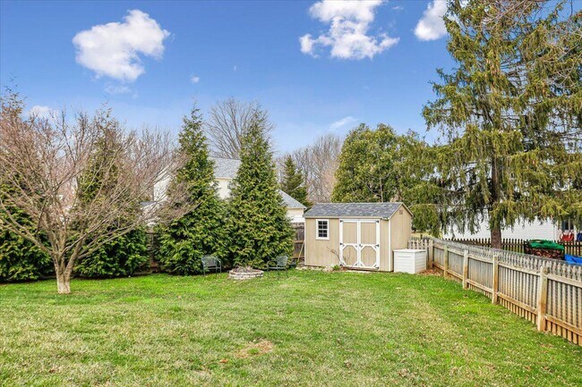 Building Photo - 7338 Argonne Dr