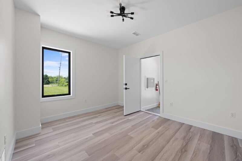 Building Photo - 1295 Holmden Ave