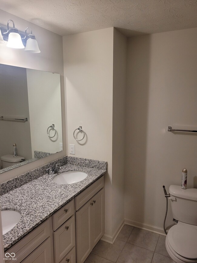 Building Photo - 13228 Caterwood Cir