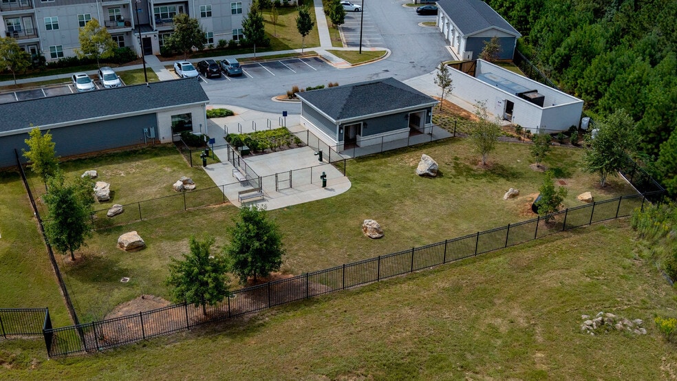 Building Photo - Cove at Covington