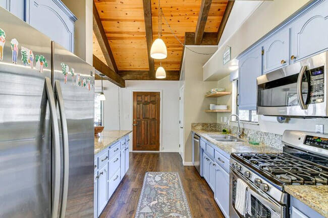 Building Photo - 1286 Timber Ln