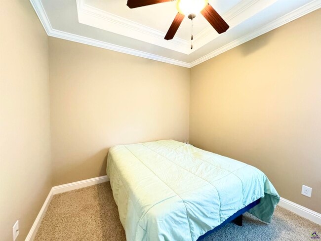 Building Photo - 205 Cheshire Dr