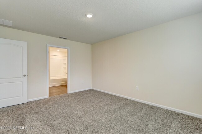 Building Photo - 3307 Lawton Pl