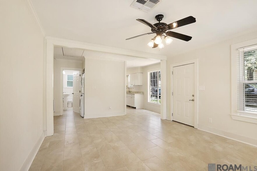 Building Photo - 4314 Mimosa St