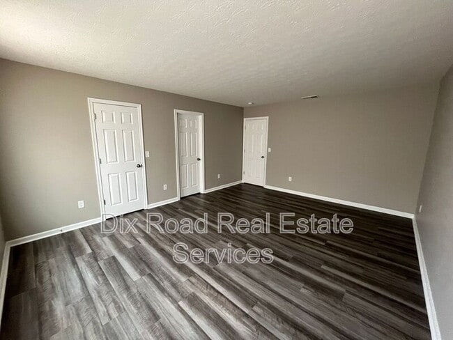 Building Photo - 403 McEwing Dr